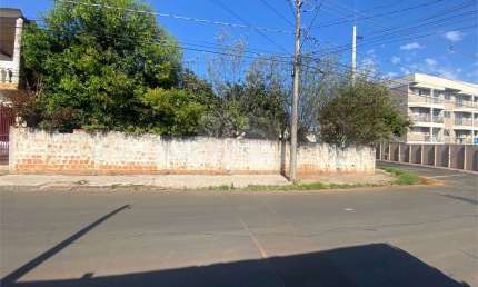Terreno à venda na Rua Paraguai, 1, Vila Brasília, São Carlos