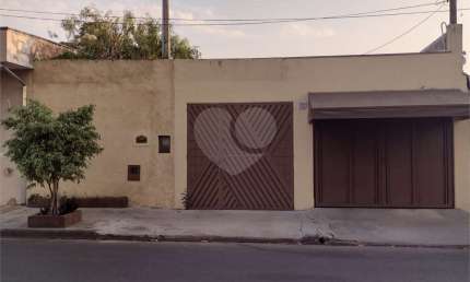 Casa com 3 quartos à venda na Rua Francisco Possa, 91, Parque Santa Felícia Jardim, São Carlos