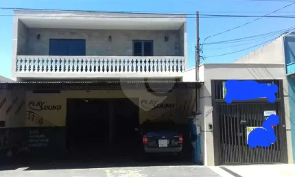 Casa com 3 quartos à venda na Avenida Teixeira de Barros, 1329, Vila Prado, São Carlos