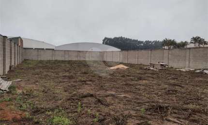 Terreno para venda ou locação no centro de Ibaté/SP.