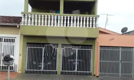 Casa com 3 quartos à venda na Rua Cândido Arruda Botelho, 1842, Parque Paraíso, São Carlos
