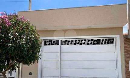 Casa com 2 quartos à venda na Rua Augusto Peruchi, 1007, Centro, Ibaté