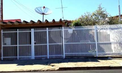 Casa com 4 quartos à venda na Avenida Theodureto de Camargo, 341, Vila Prado, São Carlos