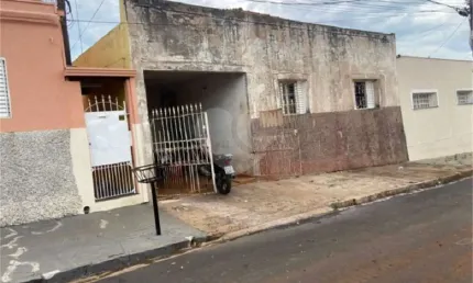 Casa com 3 quartos à venda na Rua Antônio Botelho, 96, Vila Prado, São Carlos