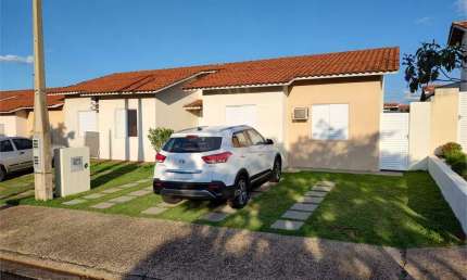 Casa em condomínio fechado com 2 quartos à venda na Rua Expedicionários do Brasil, 1121, Centro, Araraquara