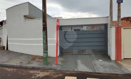 Casa com 3 quartos à venda na Rua Fortunato Dovigo, 25, Jardim Embaré, São Carlos