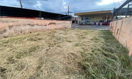 Terreno comercial à venda na Avenida São Carlos, 1, Centro, São Carlos