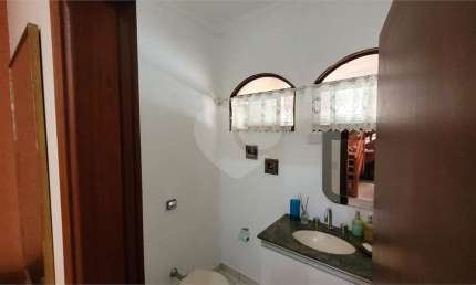 Casa em condomínio fechado com 8 quartos à venda na Alameda Congonhas do Campo, 126, Parque Sabará, São Carlos