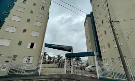 Apartamento com 2 quartos à venda na Rua Roberto Simonsen, 10, Vila Pelicano, São Carlos