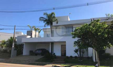 Sobrado para venda no condomínio de alto padrão Village Damha II