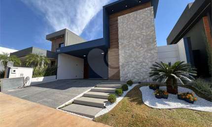 Casa nova em condomínio fechado  no Residencial Parque Faber IV