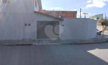 Casa com 3 quartos à venda na Rua Neusa Aparecida Marques de Meo, 255, Jardim Jóckei Club A, São Carlos