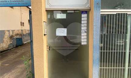 Sala comercial para alugar na Rua Santa Cruz, 462, Centreville, São Carlos