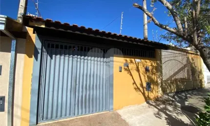 Casa com 2 quartos à venda na Rua Sebastião Sampaio Osório, 527, Parque Paraíso, São Carlos