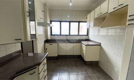 Apartamento para venda no Edifício Benedita Sthal Sodré