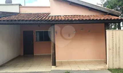 Casa térrea para locação e venda no Condomínio Mont Carlo I