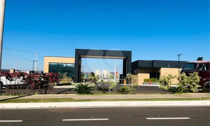 Terreno à venda na Avenida dos Sanhaços, 1179, Jardim Araucária, São Carlos