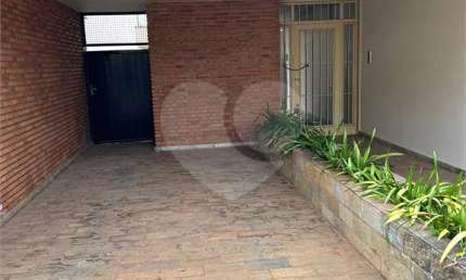 Sobrado residencial/comercial para venda ou locação no Jardim Paraíso