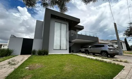 Casa de alto padrão para venda no condomínio Damha III.