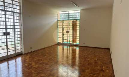 Casa com 5 quartos à venda na Rua Dom Pedro II, 1466, Centro, São Carlos