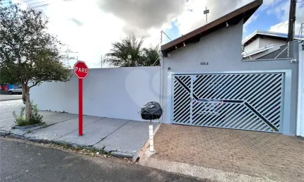Casa com 3 quartos à venda na Rua Abrahão João, 1164, Jardim Bandeirantes, São Carlos