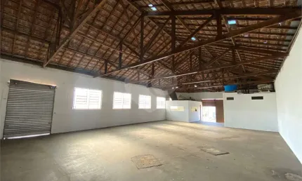 Barracão para locação na Vila Mercedes, Próximo a Avenida Getúlio Vargas