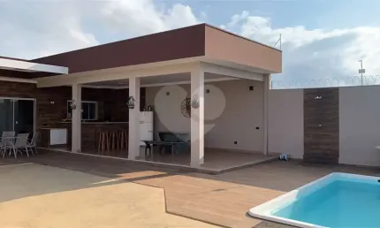 Casa térrea  com piscina para venda no Residencial Arcoville
