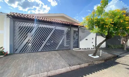 Casa com 3 quartos à venda na Rua Virgílio Pozzi, 111, Jardim Santa Paula, São Carlos