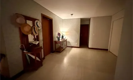 Casa com piscina à Venda no Residencial Damha II, São Carlos