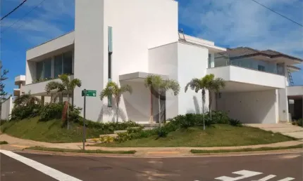 Casa em Construção no Condomínio de alto padrão Dahma III