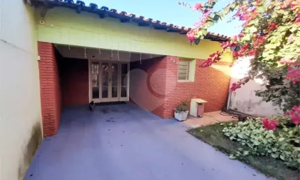 Casa com 4 quartos à venda na Rua Peru, 350, Vila Brasília, São Carlos