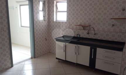 Apartamento à venda no Edifício Rosa de Prata - Centro de São Carlos