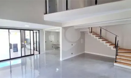Excelente Casa à Venda no Parque Faber IV – Condomínio Fechado