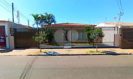 Casa com 3 quartos à venda na Rua Major José Inácio, 3264, Centro, São Carlos