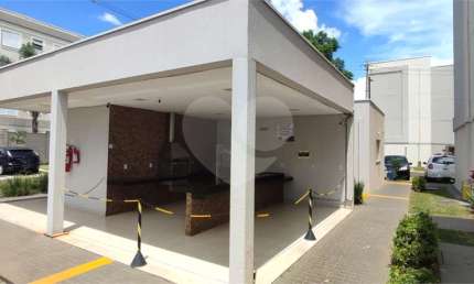 Apartamento à Venda  em São Carlos, no bairro Jd. Embaré