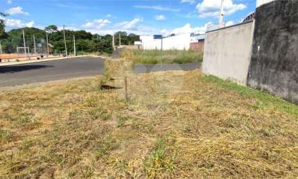 Terreno à Venda em São Carlos, no bairro Parque dos Flamboyants