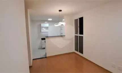 Apartamento a venda com 2 quartos, condomínio Monte dos Andes.