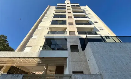 Apartamento mobiliado com 2 dormitórios sendo 1 suíte