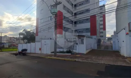 Apartamento à Venda - 1 Dormitório Próx. à USP - São Carlos