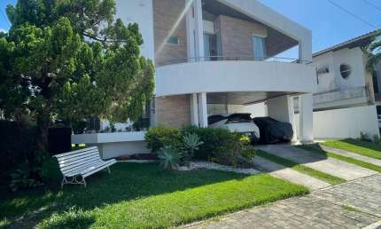 Linda casa duplex com 290m² com 4 quartos no West Park em Candelária Natal RN