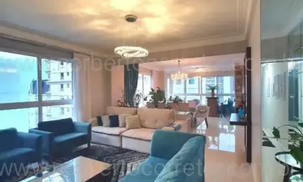 Apartamento à venda na Rua 234, 52, Meia Praia, Itapema
