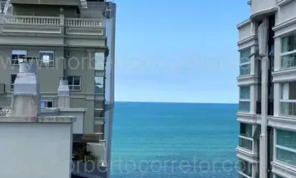 Apartamento à venda na Rua 315, 178, Meia Praia, Itapema