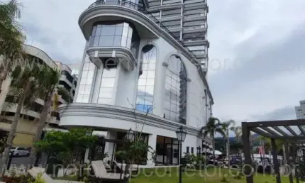 Apartamento à venda na Rua 129, 51, Centro, Itapema