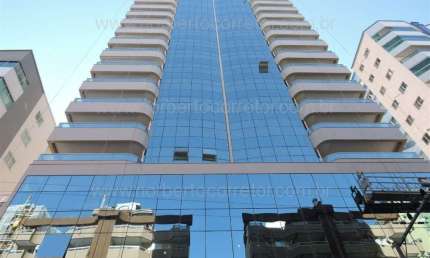 Apartamento com 2 quartos à venda na Rua 236, 122, Meia Praia, Itapema