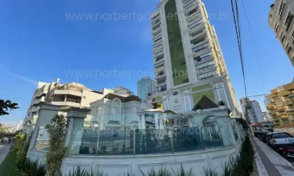Apartamento à venda na Rua 1208, 48, Meia Praia, Itapema