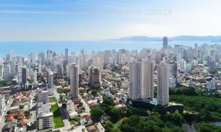 Apartamento com 2 quartos à venda na Rua 268, 624, Meia Praia, Itapema