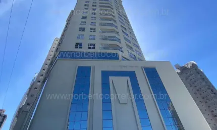Apartamento à venda na Rua 412, 33, Morretes, Itapema