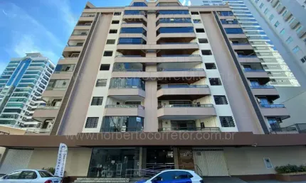 Apartamento com 2 quartos à venda na Rua 242, 40, Meia Praia, Itapema