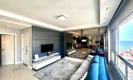 Apartamento à venda na Rua 222, 160, Meia Praia, Itapema