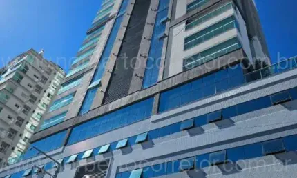 Apartamento à venda na Rua 232/234, 485, Meia Praia, Itapema